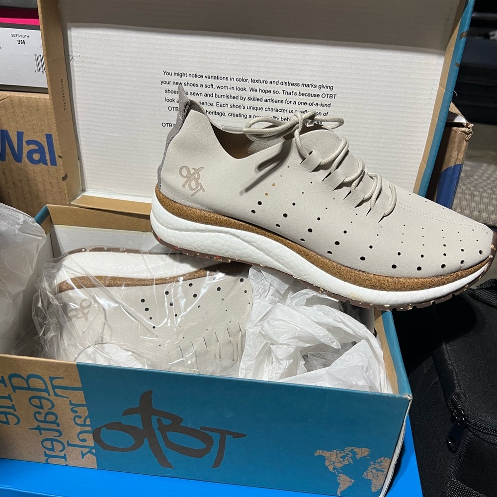 OTBT BRAND NEW SHOES